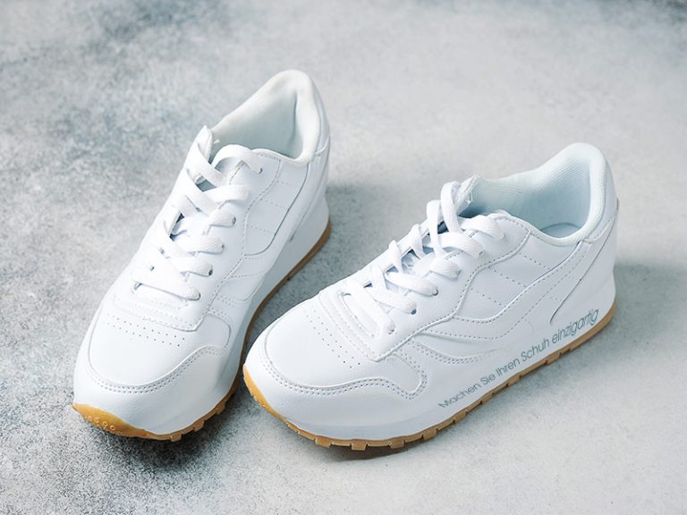 Sneaker